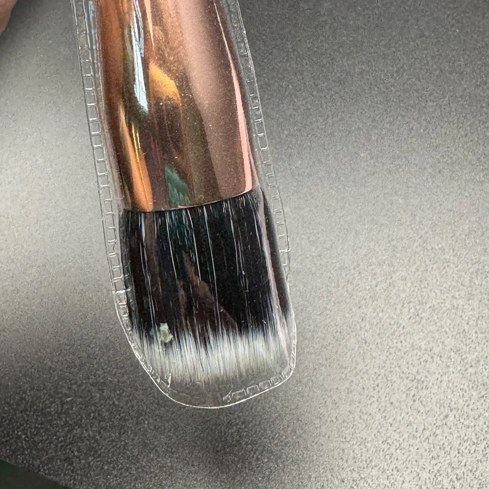 Mally Pink Stippling Foundation Brush-New in bag MRSP $18